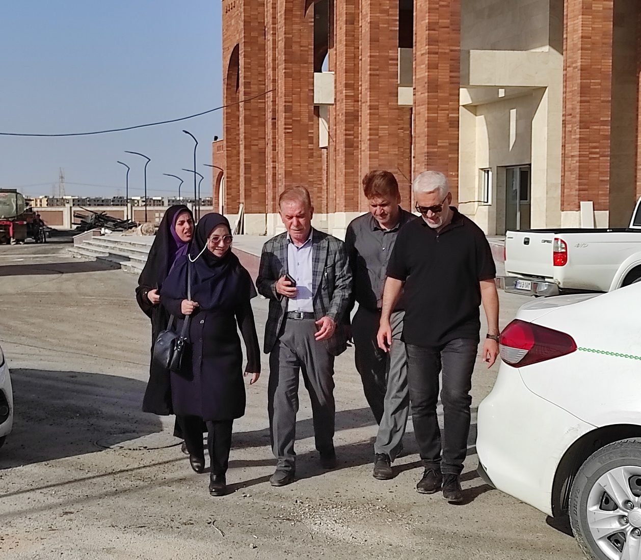 گزارش تصویری – بازدید مدیرعامل شرکت سرمایه گذاری خانه سازی ایران از پروژه بیمارستان 160 تختخوابی آبادان